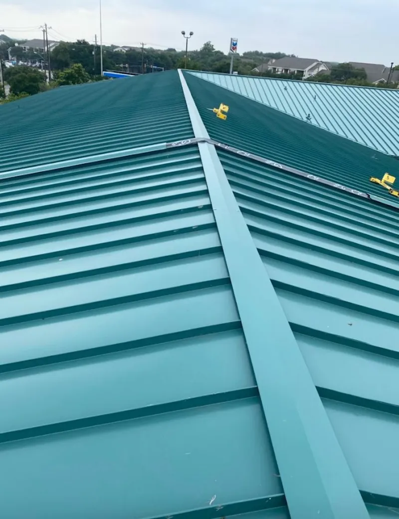 Green commercial metal roof ridge and valley for Metal Roof Repair in Fort Riley